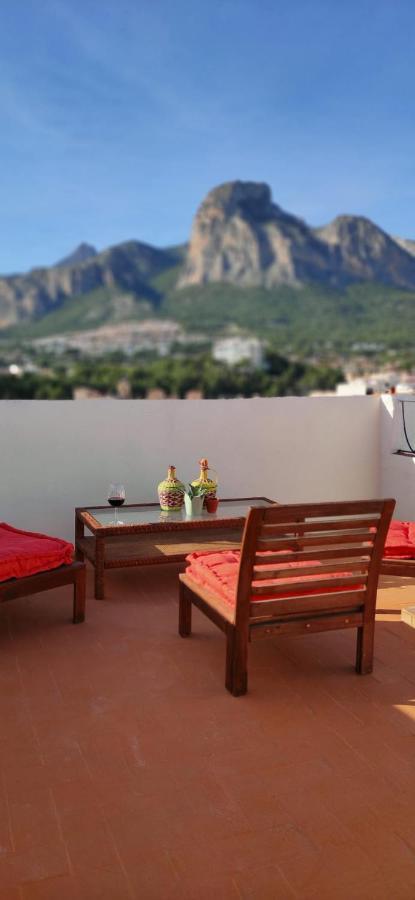 Casaboutique Cerca Del Mar Con Vistas A La Montana Polop Exterior foto